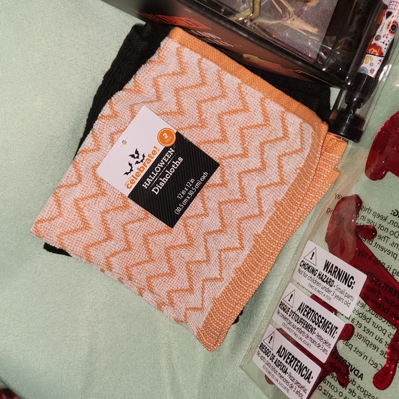 Halloween "Boo Box" Bundle - Picture 2 of 9